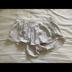 White lululemon shorts